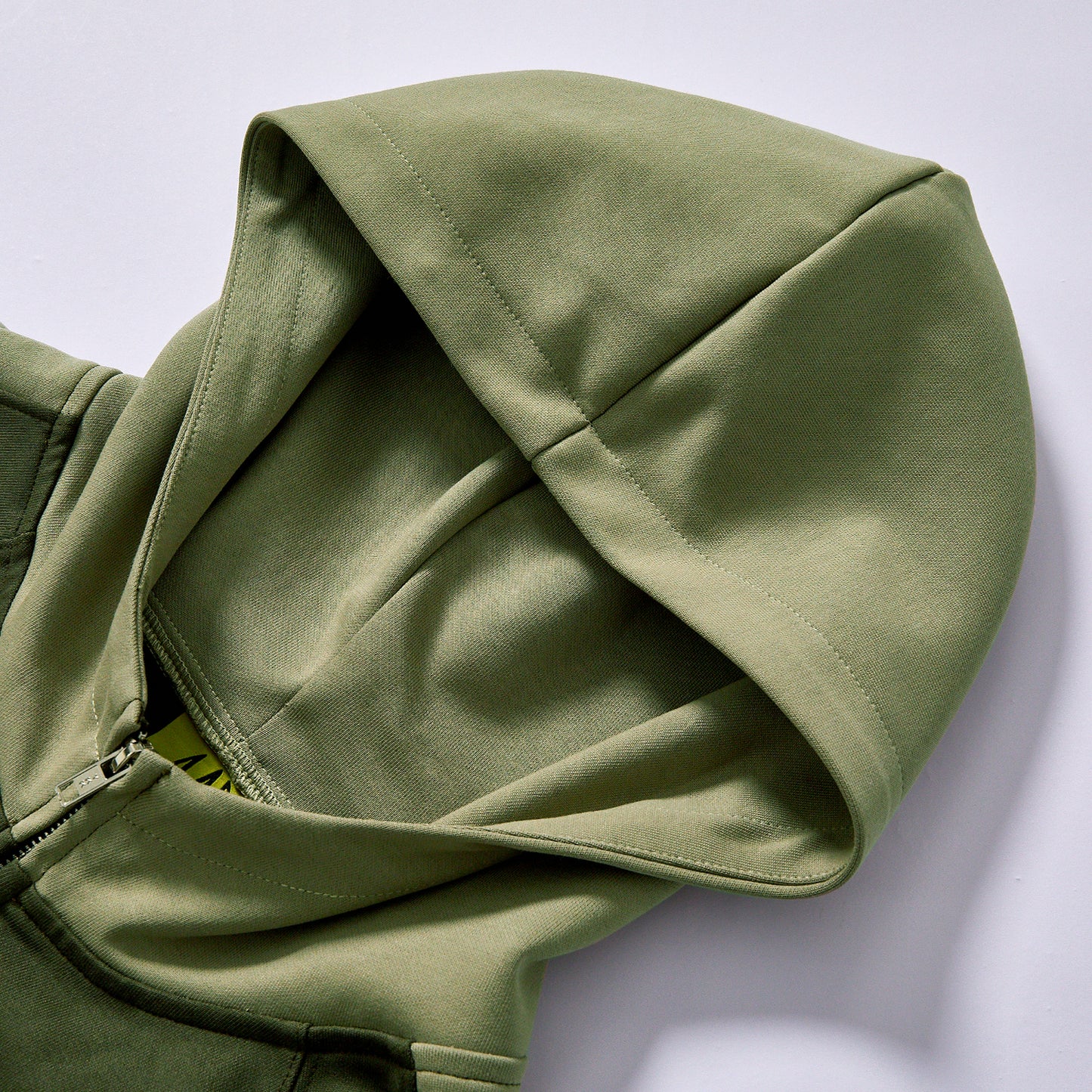 Customized hot selling sports training fleece hooded coat rib elastic cuffs hem outdoor running athletic hooded jacket outdoor jogging running outfit