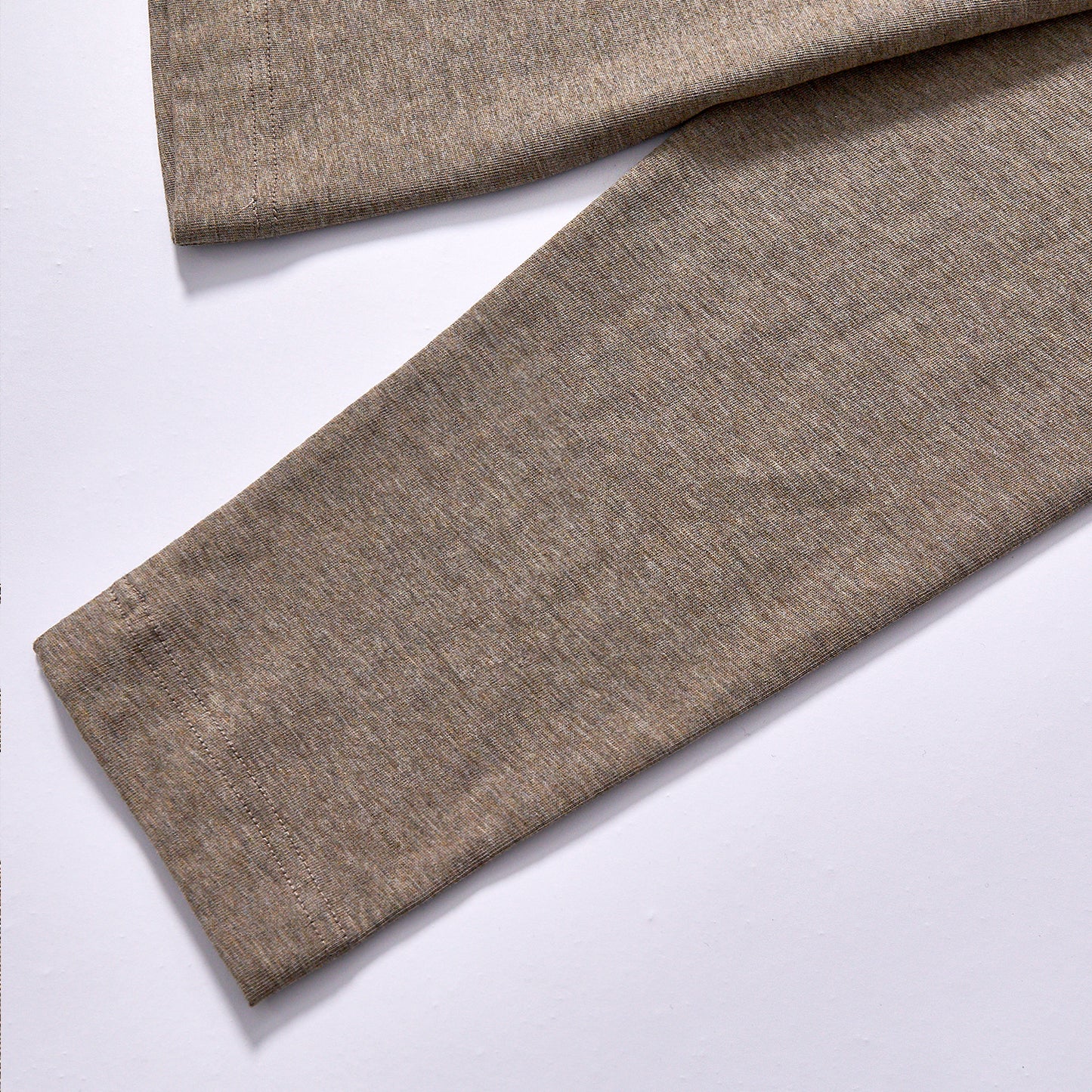 hot selling Crew Neck loose oversized neutral tone long sleeve crew alternative top loose drop shoulder thermal long sleeve All-season layering