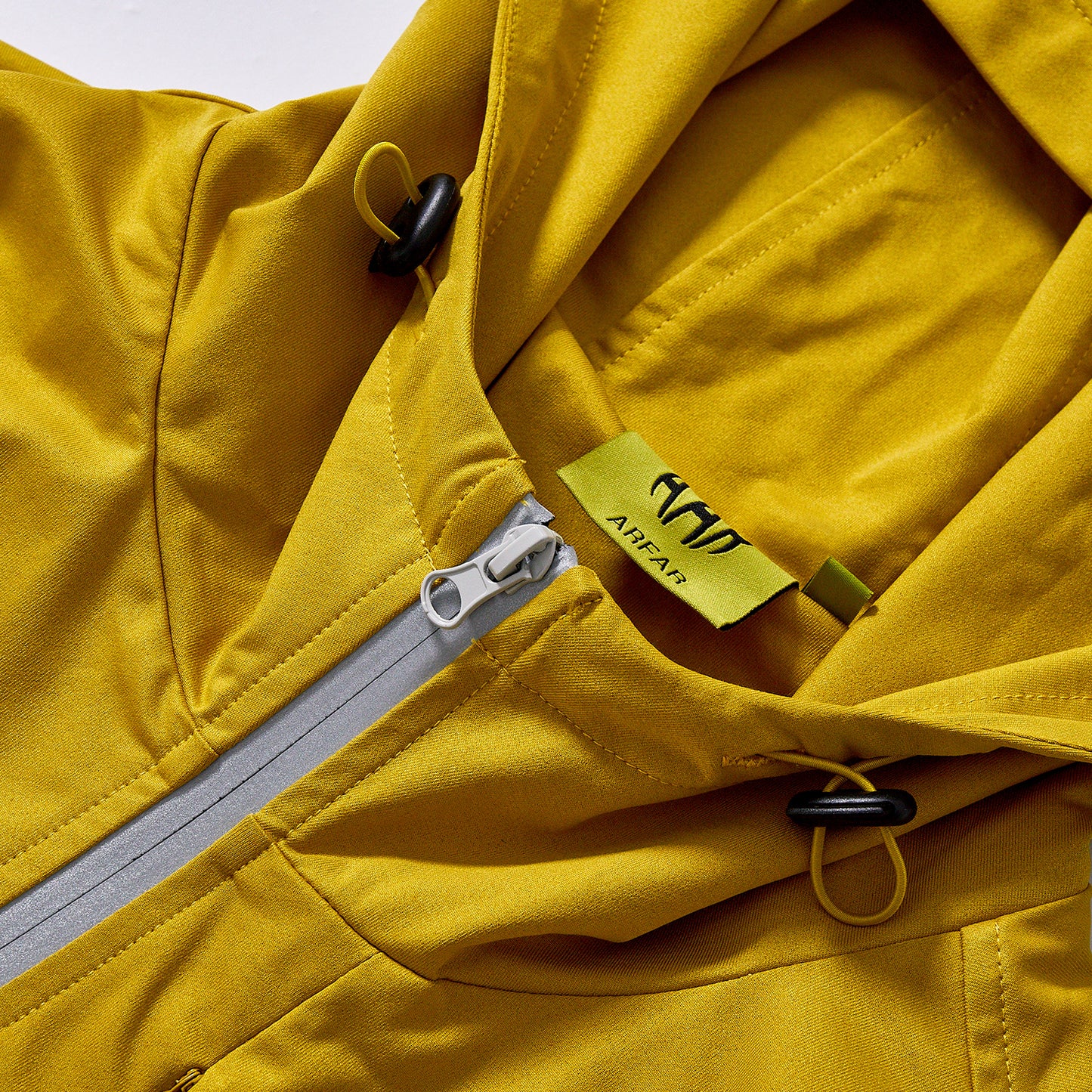 Custom logo men hooded windbreaker reflective stripe lightweight  hiking sun protection coat  running hiking cycling gym training daily wear outdoor travel spring summer casual streetwear camping