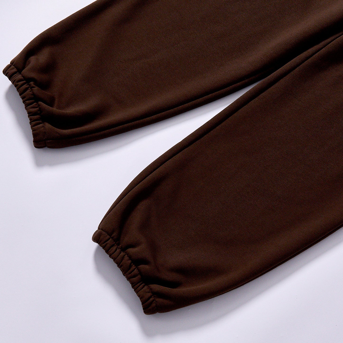 Customized Pants drawstring waist loose ankle sweatpants zipper side pocket cuffed track pants loose tapered leg Coffee Brown Mini Logo Embroidery Zipper Pocket Jogger Sweat Pants jogging travel